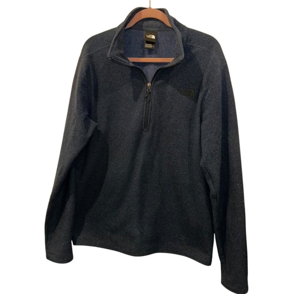 The North Face blue half zip outdoor layer long sleeved shirt mens Large